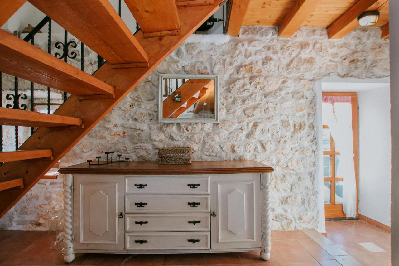 Country House Rusula Vrsine Exterior photo